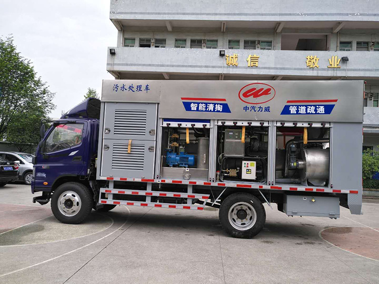 移动式化粪池环保吸污车智能抽粪车